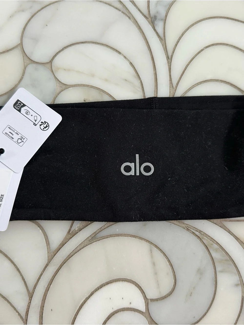 Alo Performance Conquer Headband
